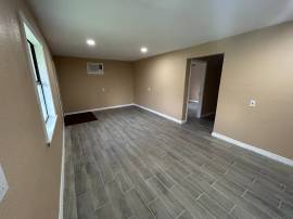 118 Alabama - Fully Remodeled New Appliances