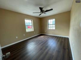 114 Alabama - Fully Remodeled New Appliances